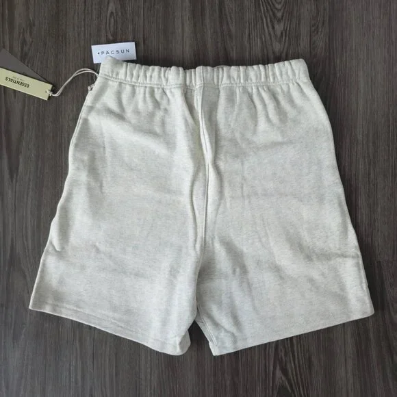 Fear of God Essentials Shorts Light Oatmeal NWT Minimal Streetwear - Picture 3 of 7